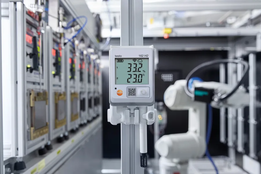 Автоматизированный контроль температуры и влажности